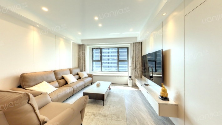 明月听蘭二手房实景图