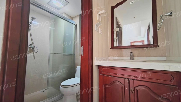 御景园全南精装修两居室拎包入住-卫生间