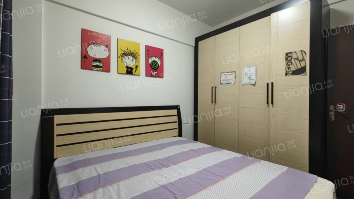 滨江国际住家精装三房，保养好，拎包入住-卧室B