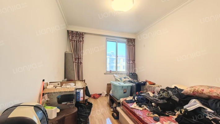 名流五期 三居 集中供暖 看房方便-卧室C