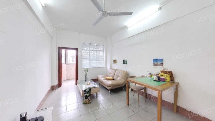 穗发花园二手房实景图