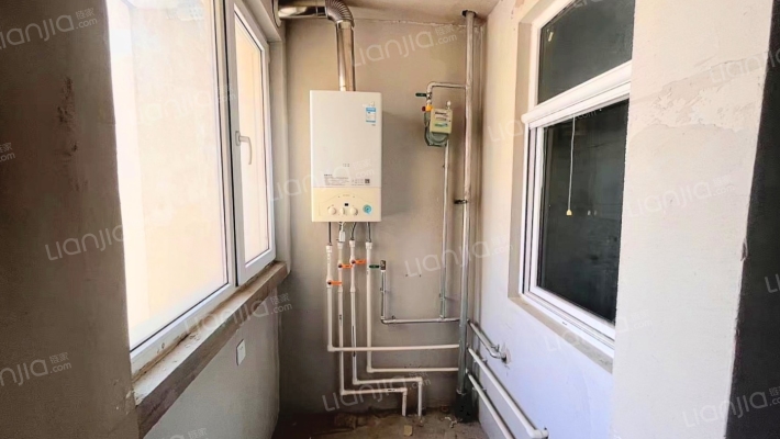 双塔片区的房子，高楼层，采光好，房本满五唯一-厨房