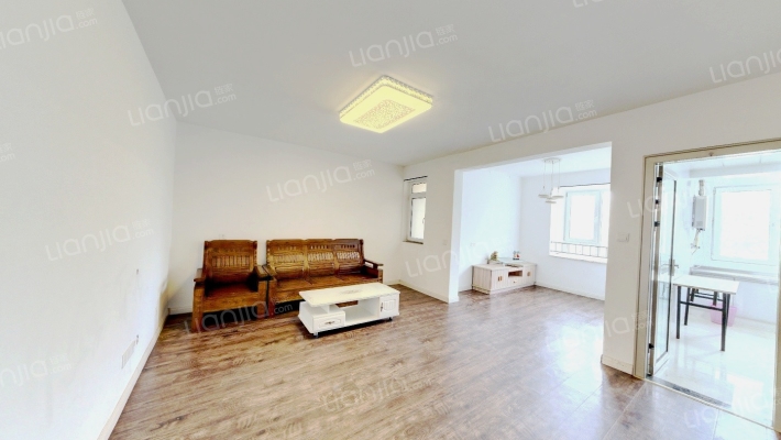 铂金府二手房实景图