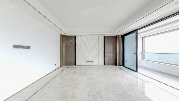 香港置地衿湖翠林云峯一期二手房实景图