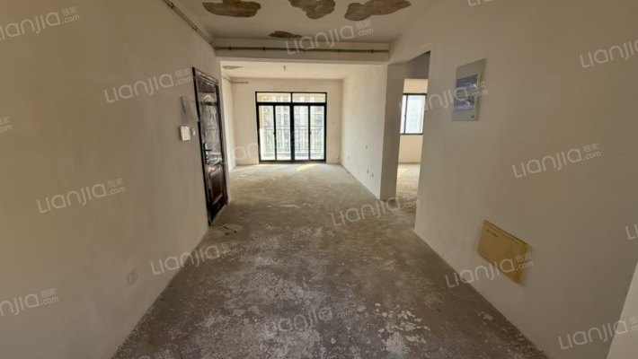 聚和佳苑三区二手房实景图