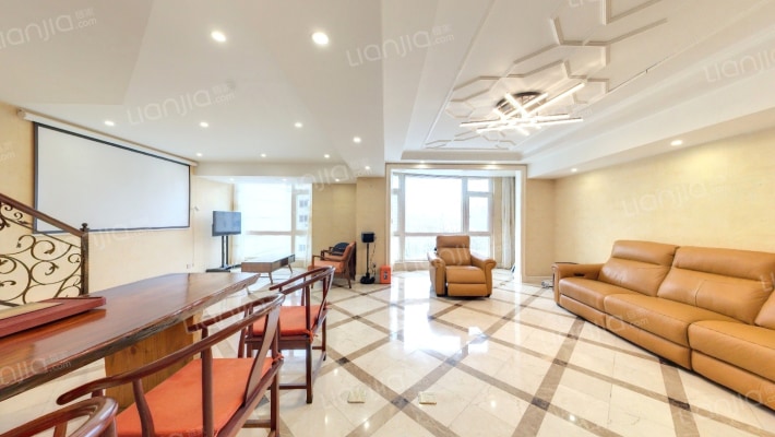 康斯丹郡二手房实景图