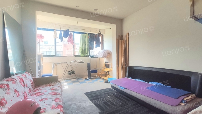 尹东九村C区二手房实景图