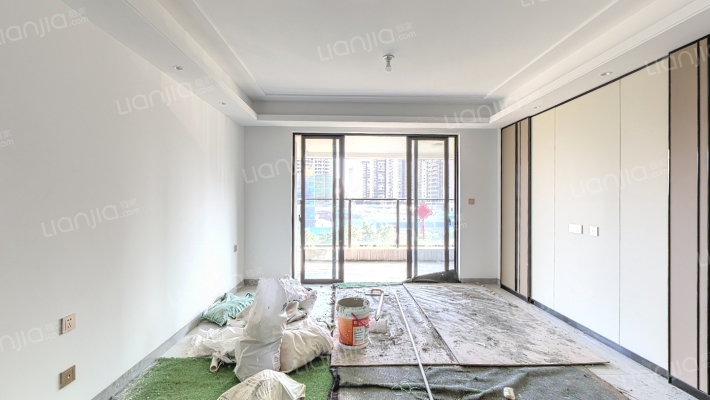 彰泰江景湾二手房实景图