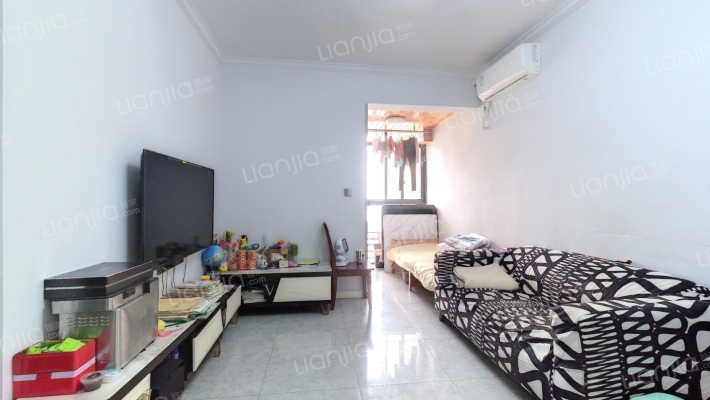 龙润尚城C区二手房实景图