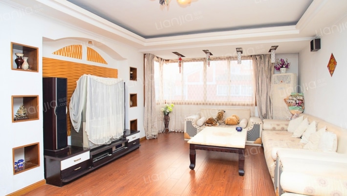 黄山花园东区二手房实景图