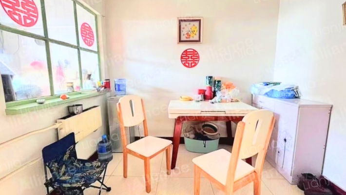 松林店商圈 凌云家属院正规一室一厅出售-客厅