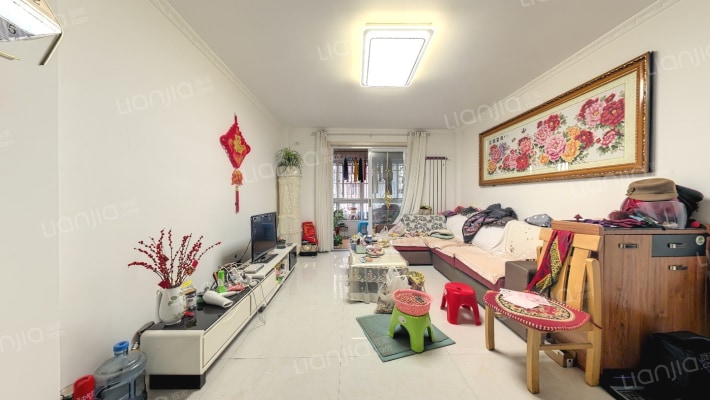 四季雅园二手房实景图