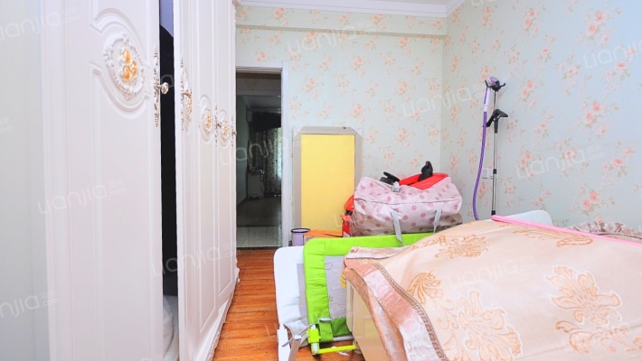 万达熙龙湾 精装修三居室 有证可分期满两年-卧室C