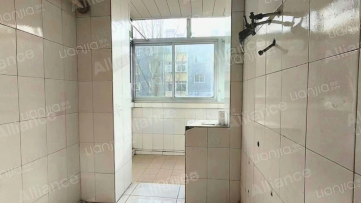 范阳主路，南向两居，业主诚意出售-厨房