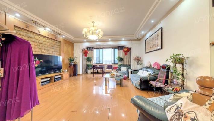 广场公寓二手房实景图