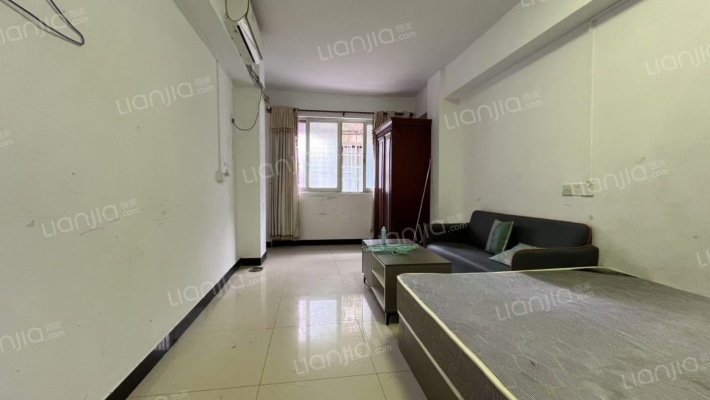 德星路二手房实景图