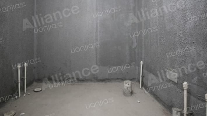 北区 带阳台 朝南大两居 满二 西户 楼前不挡-卫生间