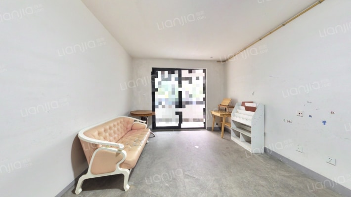 佘北家园紫荆苑二手房实景图