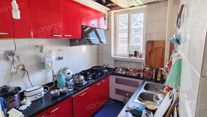 此房跃层复式、楼上楼下南北通透户型好、无遮挡采光好-厨房