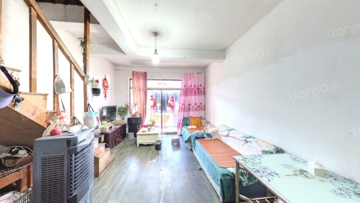 鉴水人家东区二手房实景图