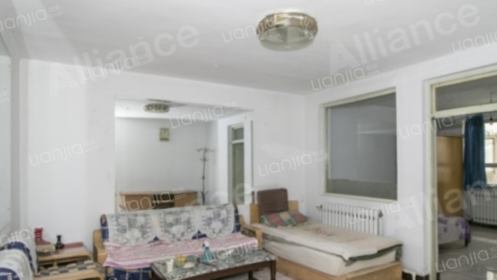 市警校住宅楼二手房实景图