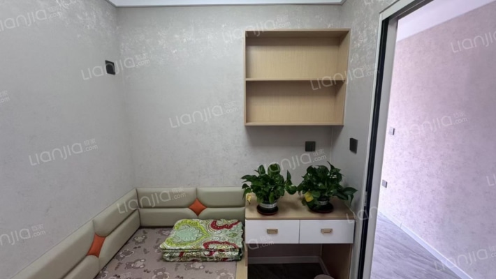 汇文小区二手房实景图