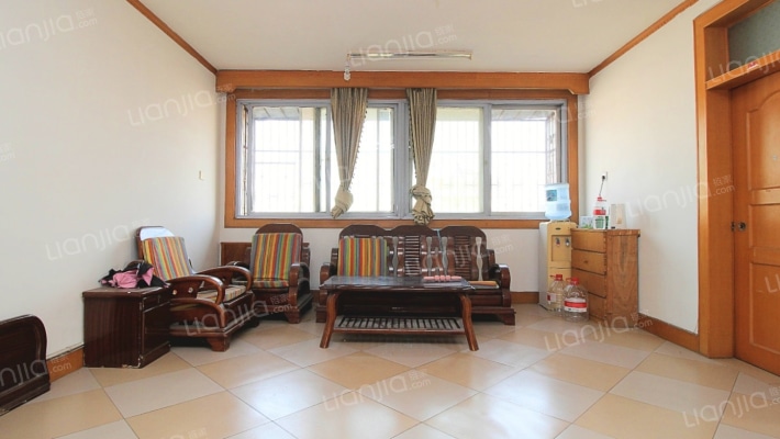 张庄村委会文明小区二手房实景图