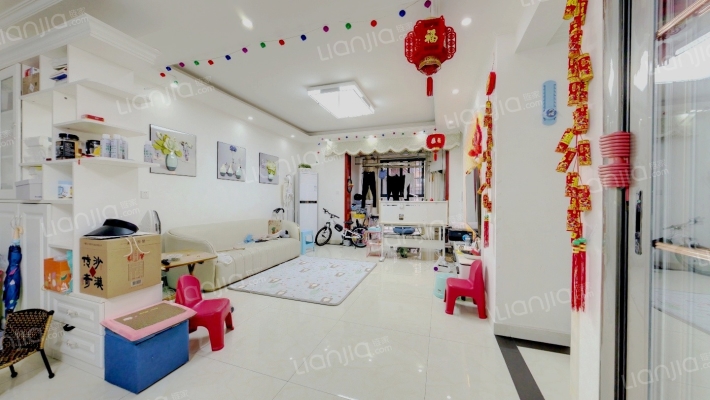 锦城国际二手房实景图