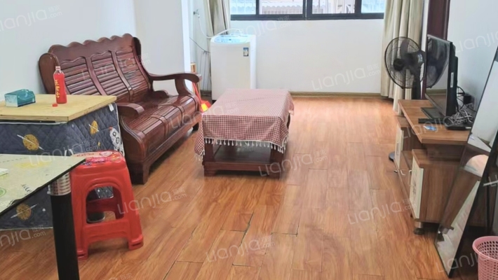 爱民苑二手房实景图