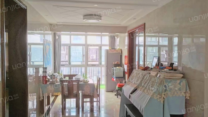 耀邦公馆二手房实景图