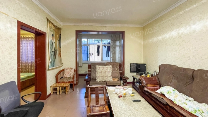 上游三村32号二手房实景图