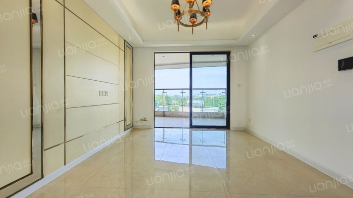 椰林湾海螺园二手房实景图