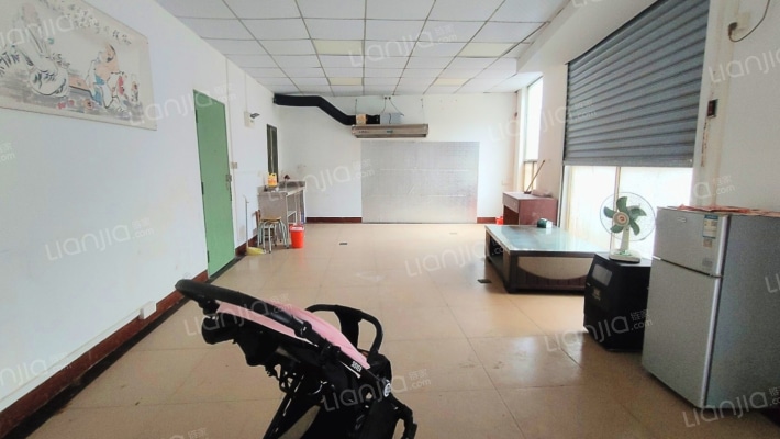 和平直社区二手房实景图