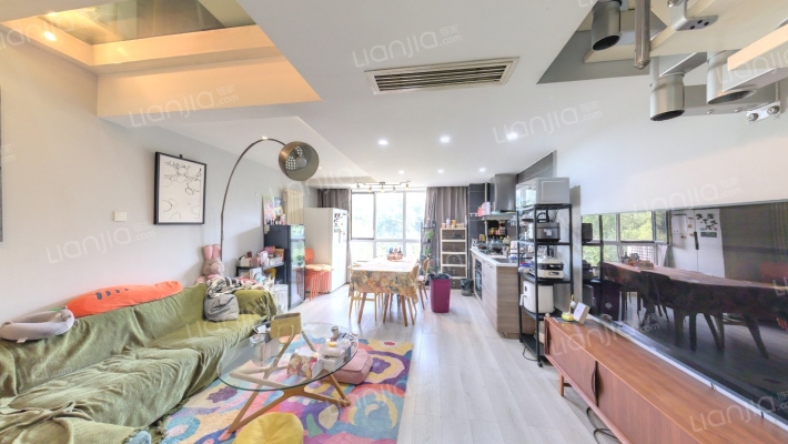 后现代城C区二手房实景图