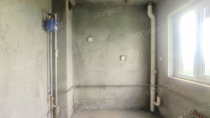 70年大产权，房证满二，次新房，通勤北京，交通方便。-厨房