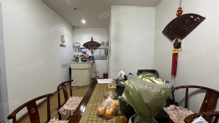 集大广场二手房实景图