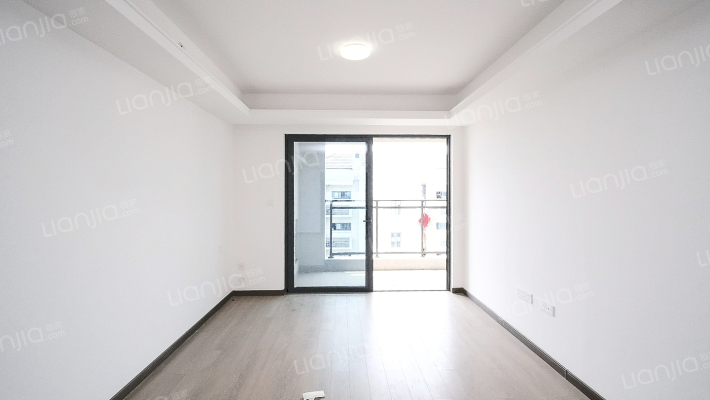 万科四季都会泉咏二手房实景图