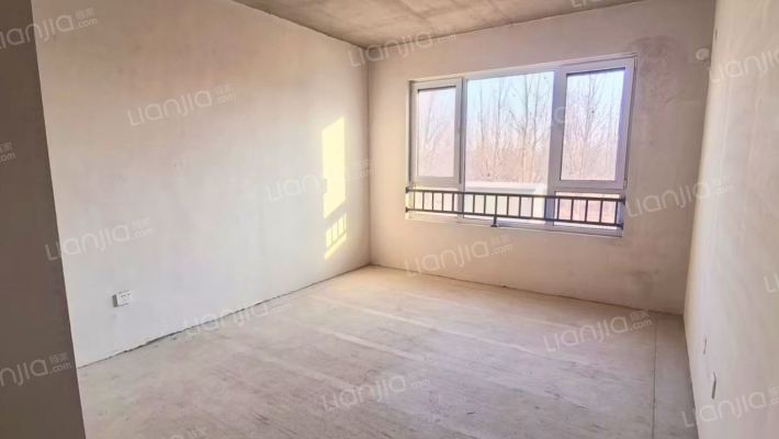 南北通透 一梯两户 好楼层采光视野好-卧室C