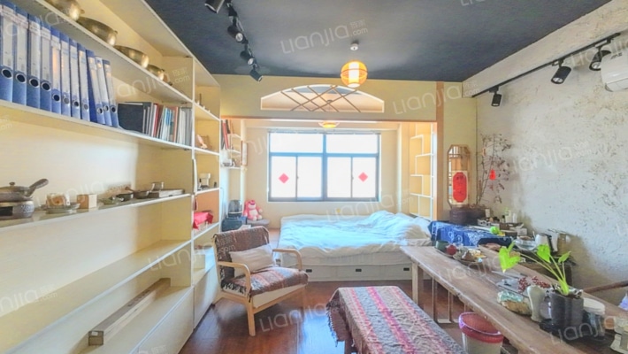 华谊星河商务大厦二手房实景图