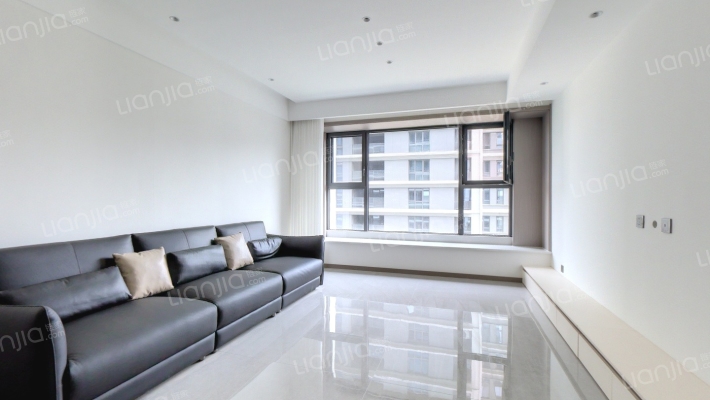 绿城锦庐二手房实景图