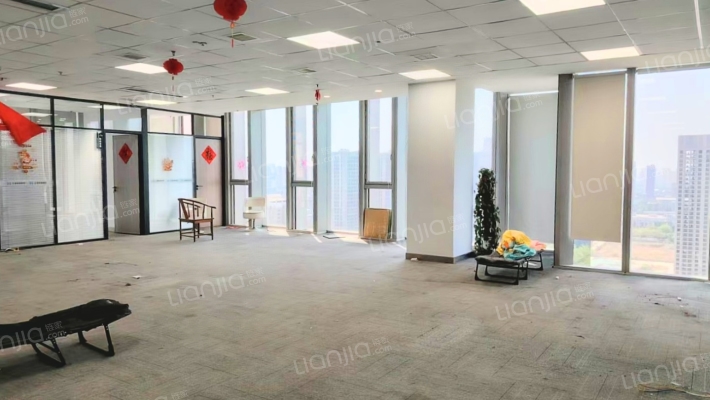 禾盛京广中心二手房实景图