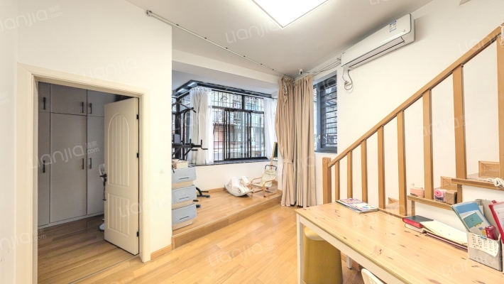 盐溪街二手房实景图