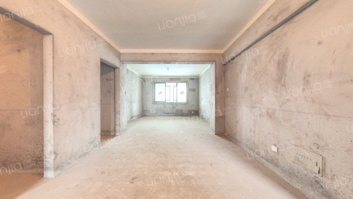 汽配城二手房实景图