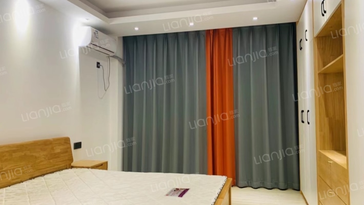 金发兴园二手房实景图