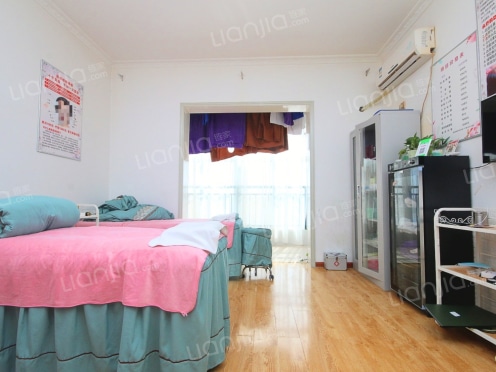 整租·融辉城三期公寓楼 1室1厅 南