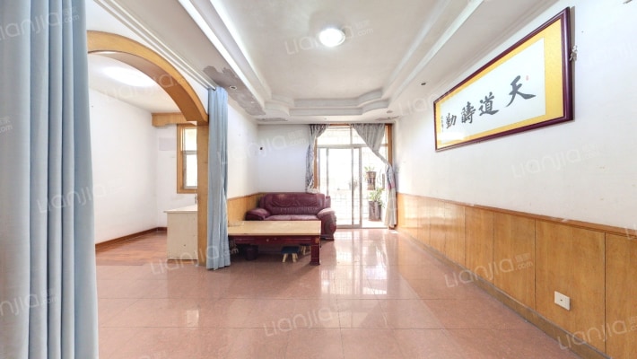 东湖丽苑二手房实景图