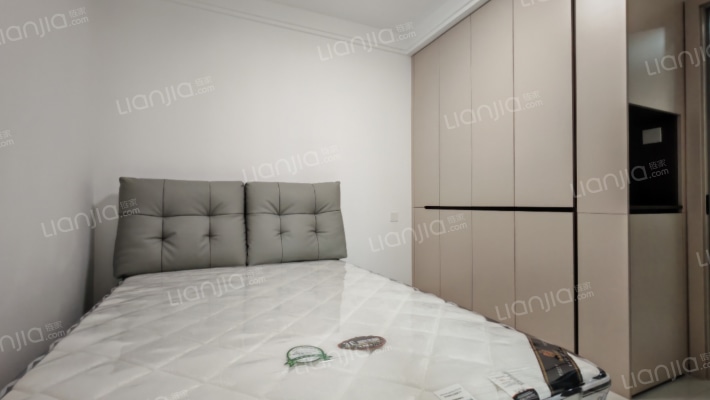 三利中和城一期 2室1厅 南-卧室B