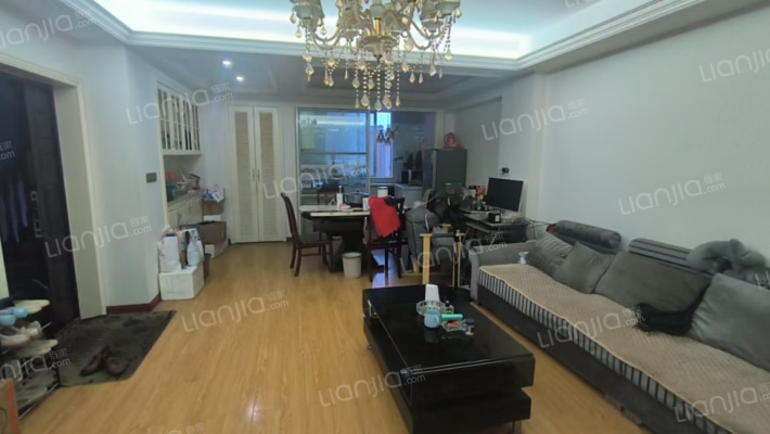 扬帆路二手房实景图