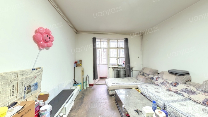 机车厂四区二手房实景图