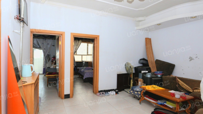 张家口大学家属楼二手房实景图